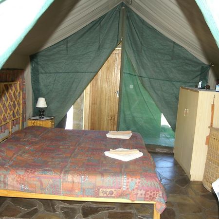 Etusis Lodge Usakos Extérieur photo