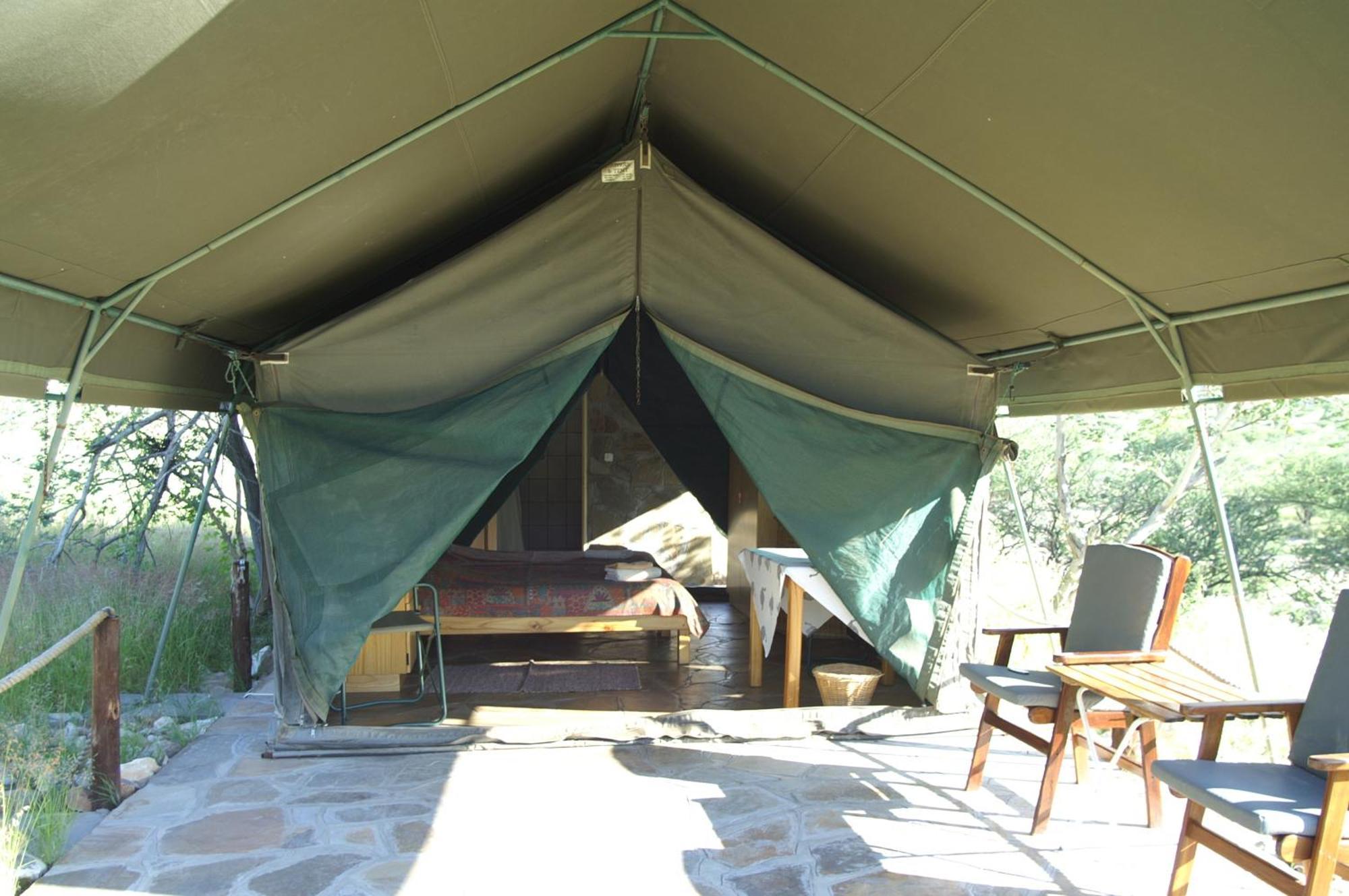 Etusis Lodge Usakos Extérieur photo