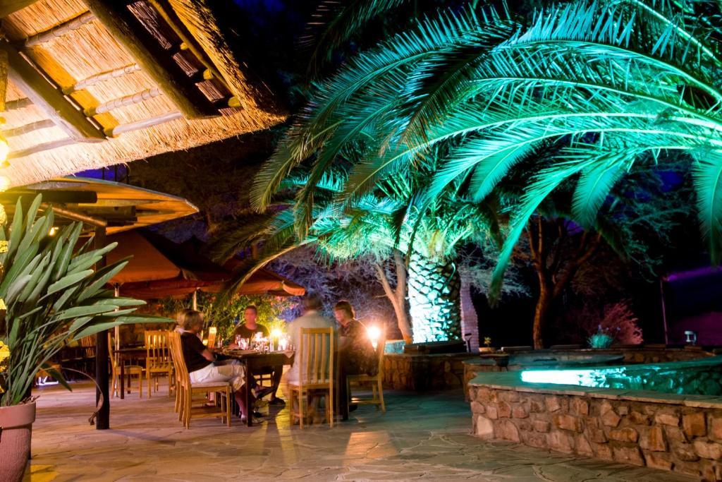 Etusis Lodge Usakos Extérieur photo