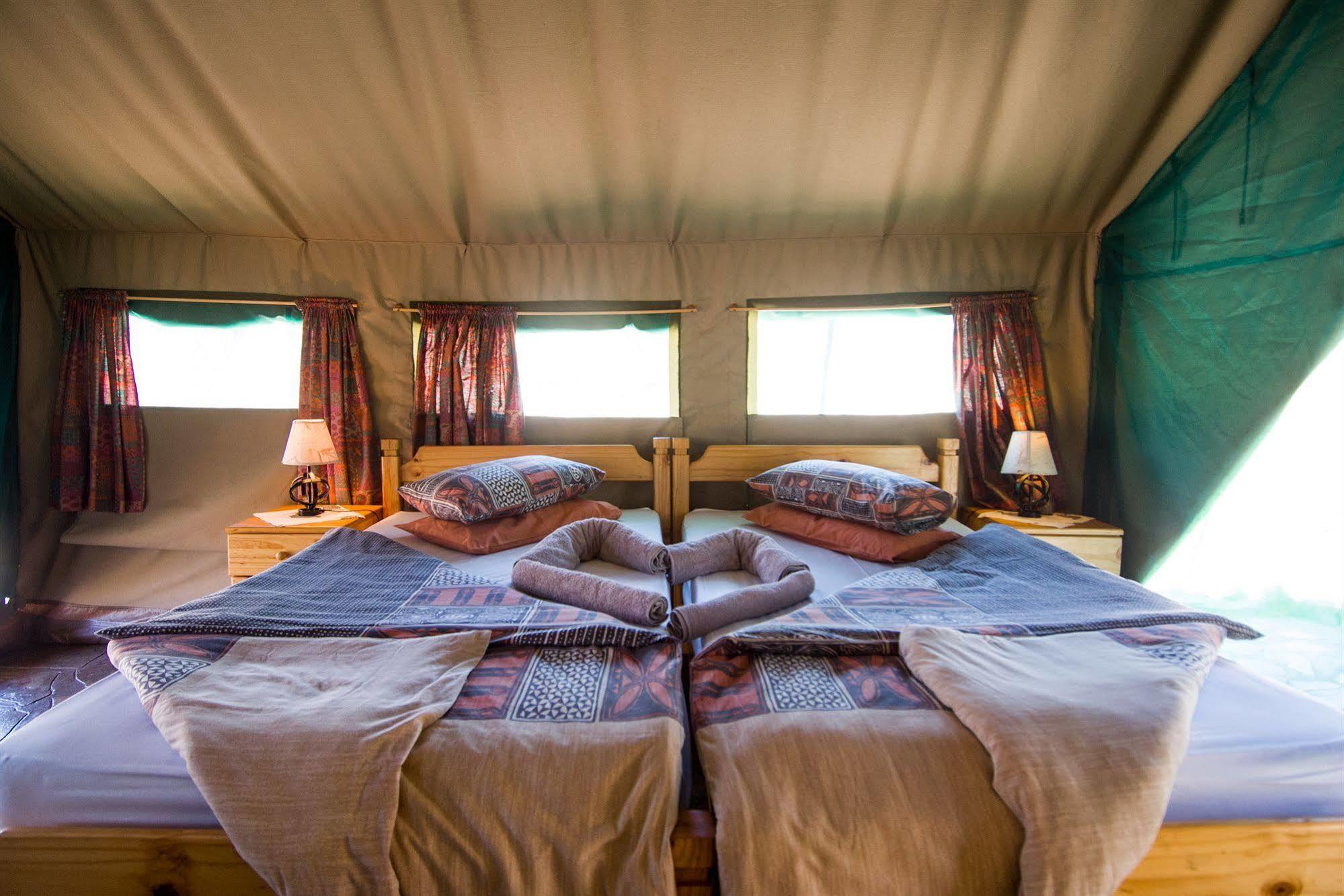 Etusis Lodge Usakos Extérieur photo