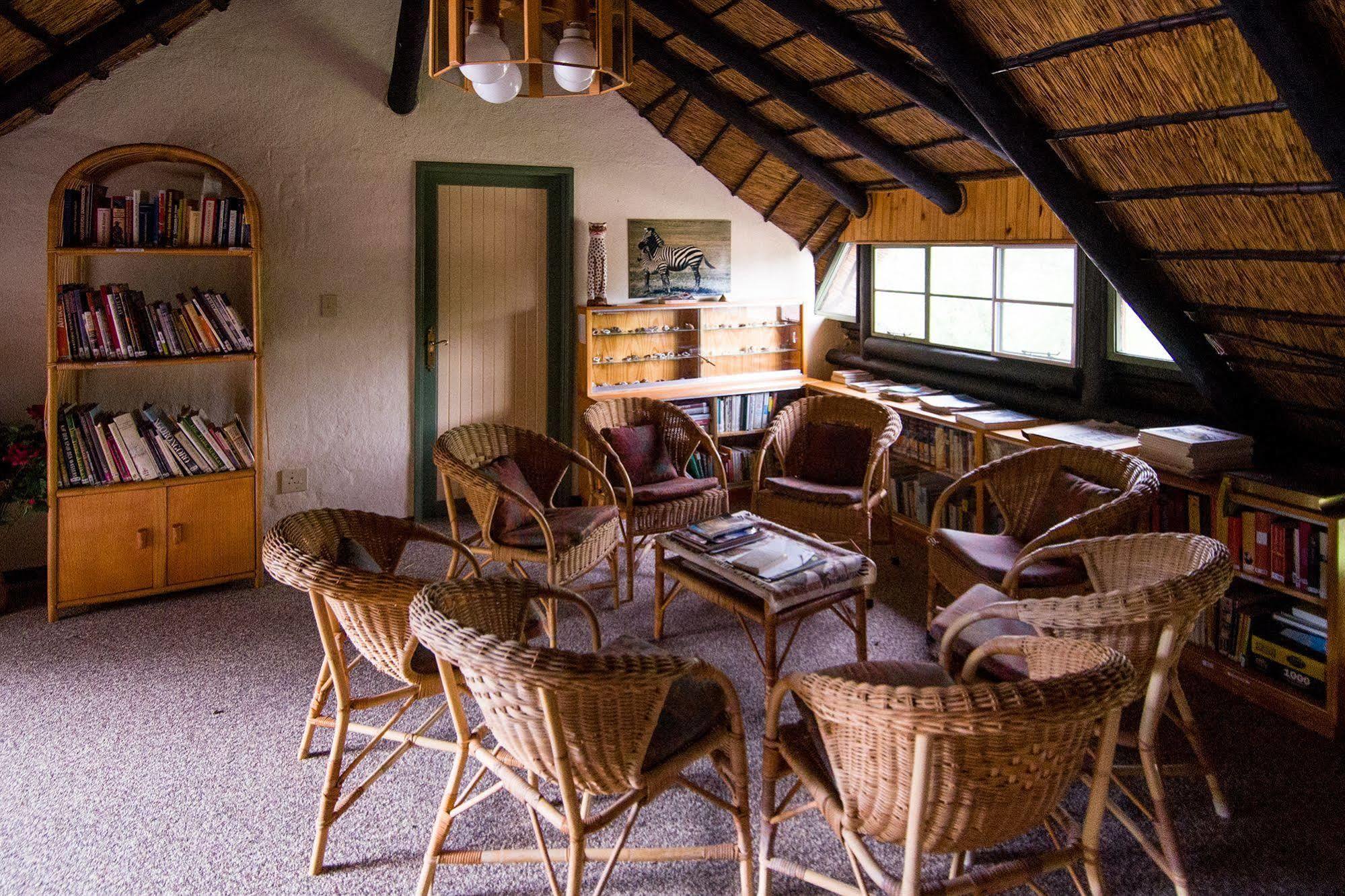 Etusis Lodge Usakos Extérieur photo